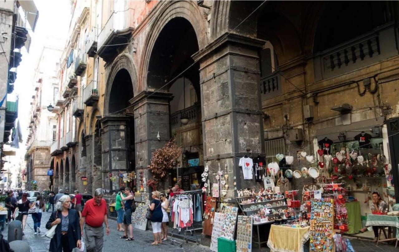 Mafalda - Napoli Rooms Nápoles Exterior foto